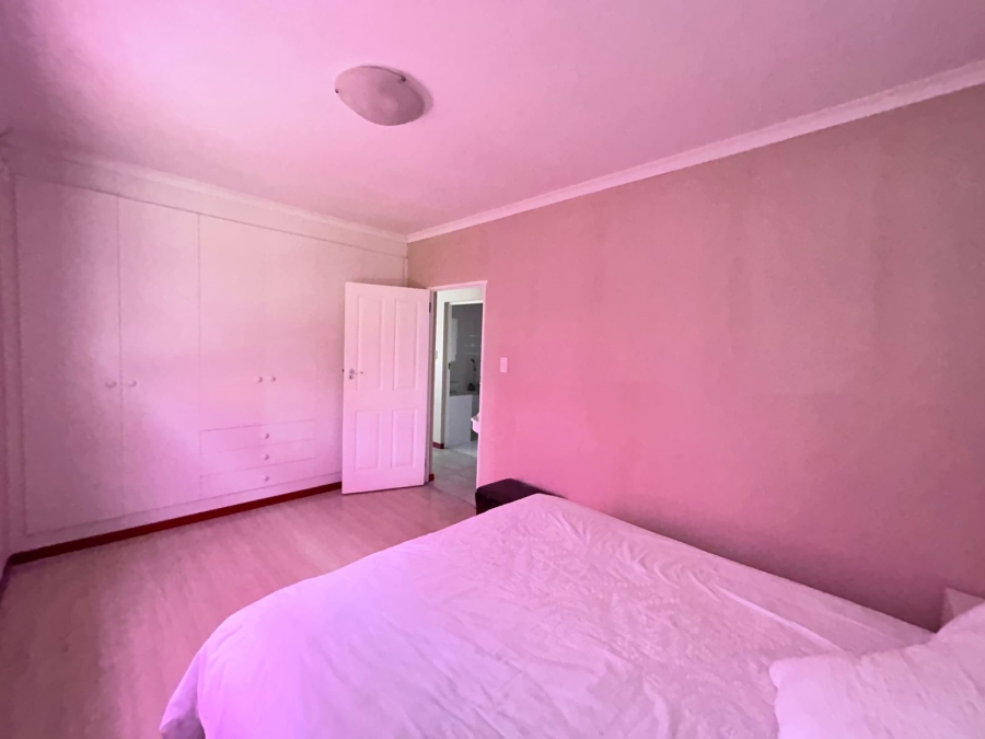3 Bedroom Property for Sale in Cove Rock Eastern Cape